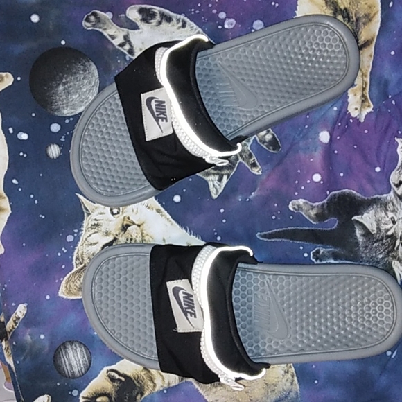 Nike Other - Fannypack Nike slides